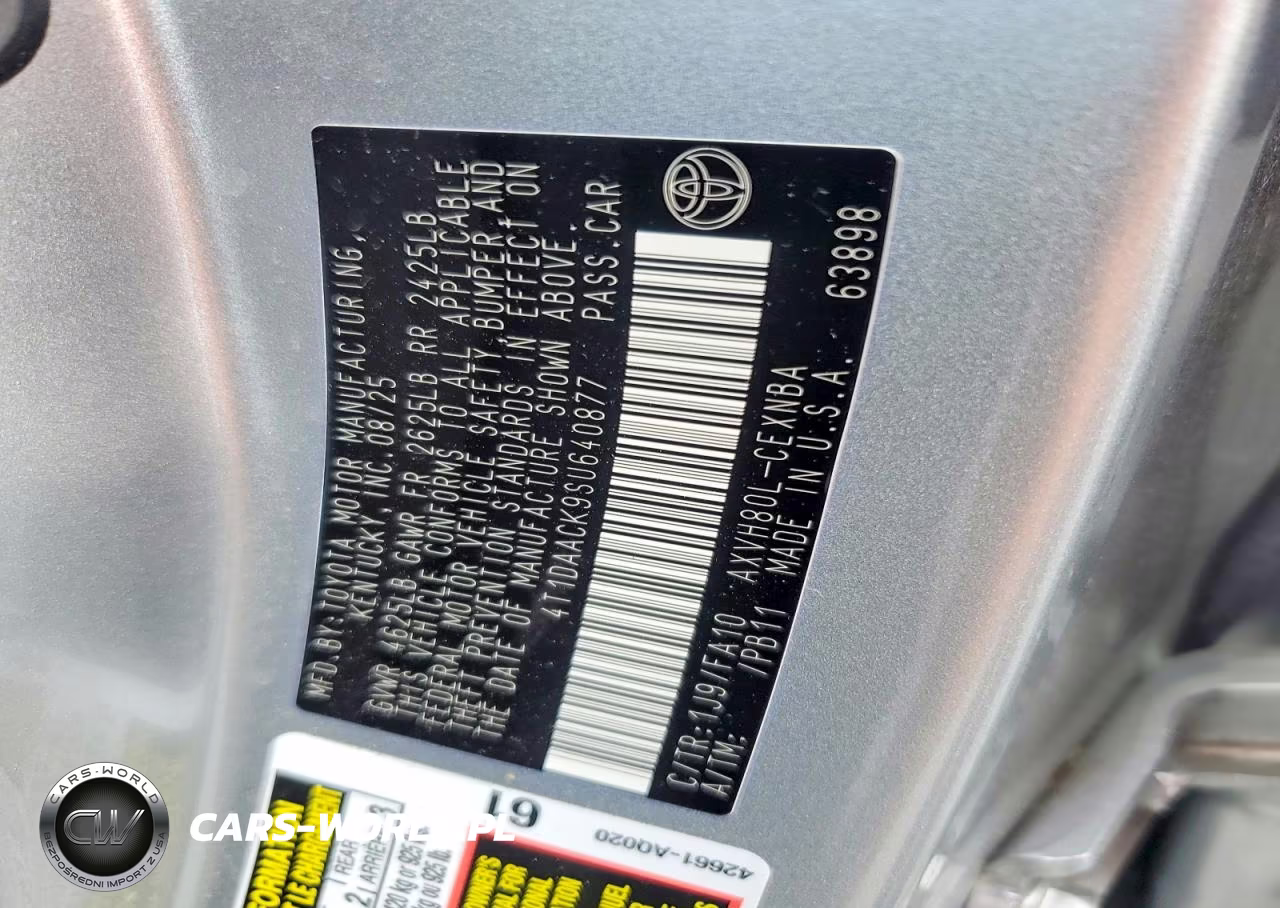 2025 Toyota Camry Le VIN:4T1DAACK9SU640877 - 13