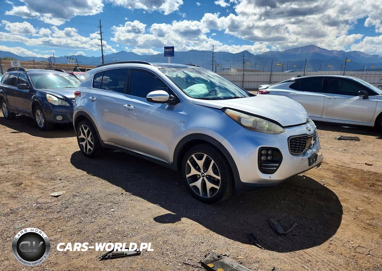2018 Kia Sportage Sx VIN:KNDPRCA6XJ7366775 - 4