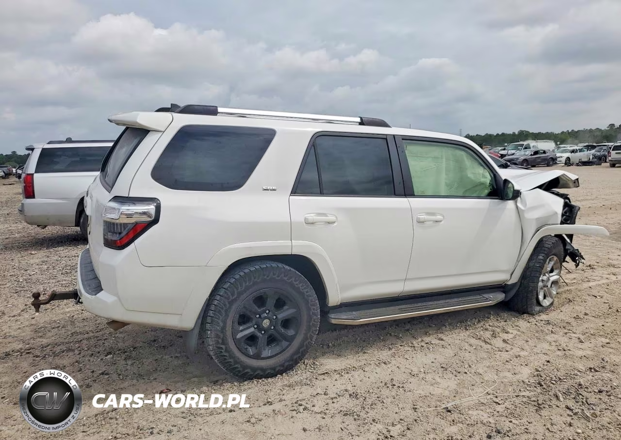 2019 Toyota 4Runner Sr5 VIN:JTEZU5JR1K5210792 - 3