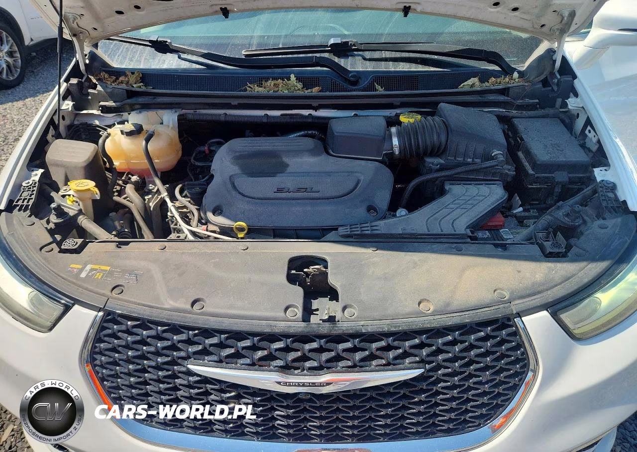2022 Chrysler Pacifica Touring L VIN:2C4RC1BG6NR168897 - 12