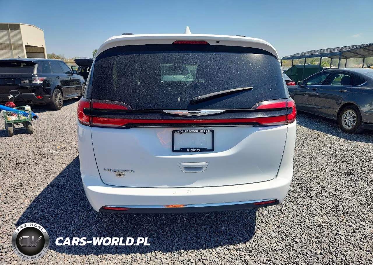 2022 Chrysler Pacifica Touring L VIN:2C4RC1BG6NR168897 - 6