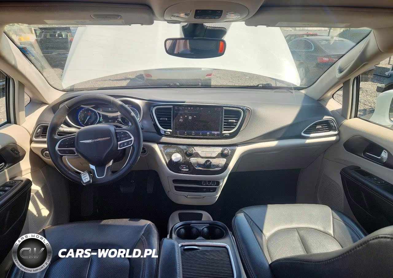 2022 Chrysler Pacifica Touring L VIN:2C4RC1BG6NR168897 - 8