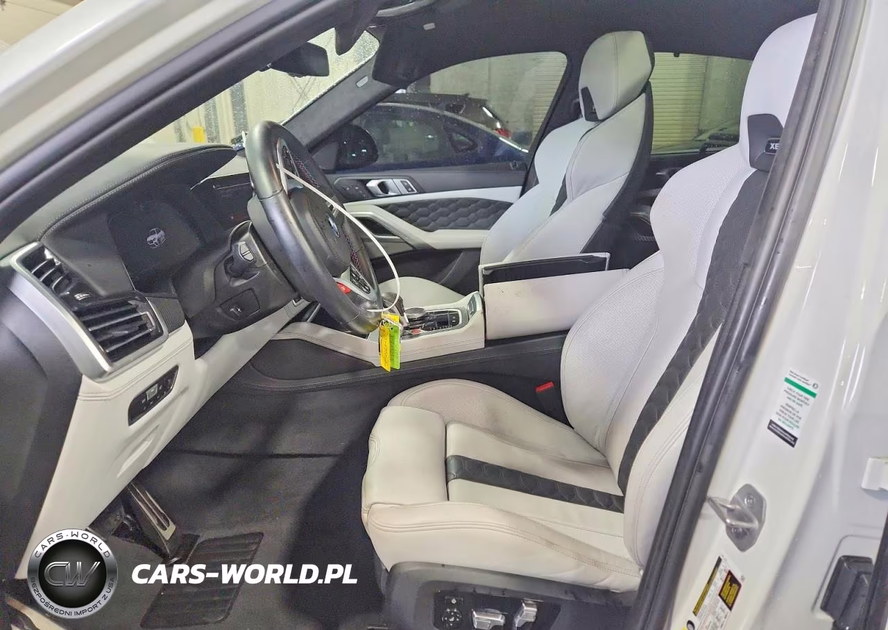 2023 BMW X6 M VIN:5YMCY0C01P9R93037 - 7