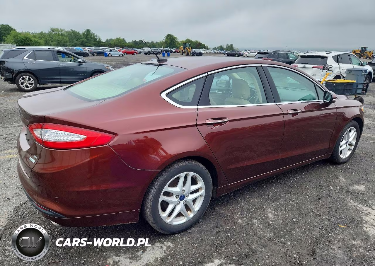 2015 Ford Fusion Se VIN:3FA6P0HD7FR124391 - 3