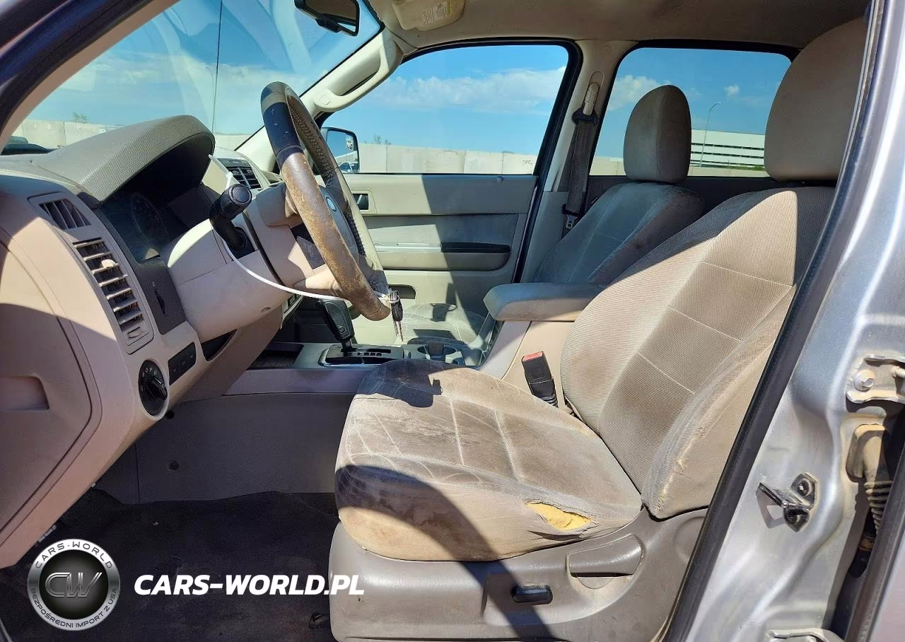 2010 Ford Escape Xlt VIN:1FMCU0D71AKD21328 - 7