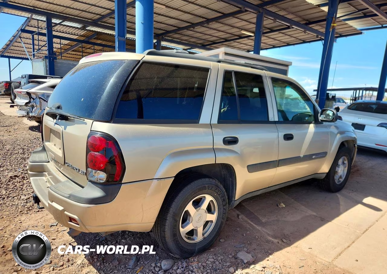 2004 Chevrolet Trailblazer Ls VIN:1GNDT13S942292339 - 3