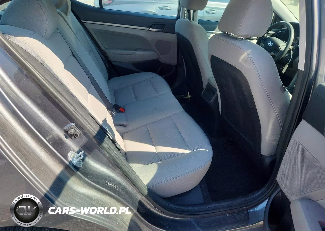2018 Hyundai Elantra Sel VIN:5NPD84LF4JH253862 - 10
