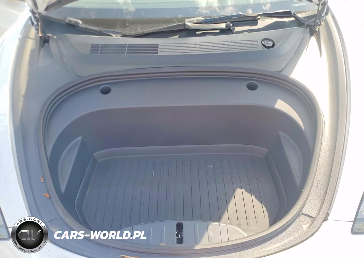 2023 Tesla Model 3 VIN:5YJ3E1EB3PF595114 - 11