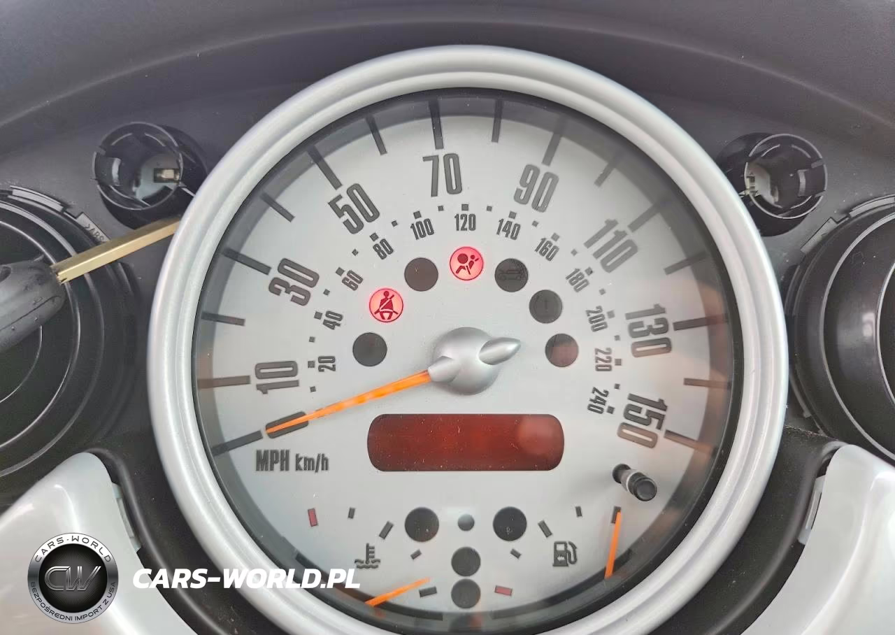 2002 Mini Cooper VIN:WMWRC33462TE12519 - 9