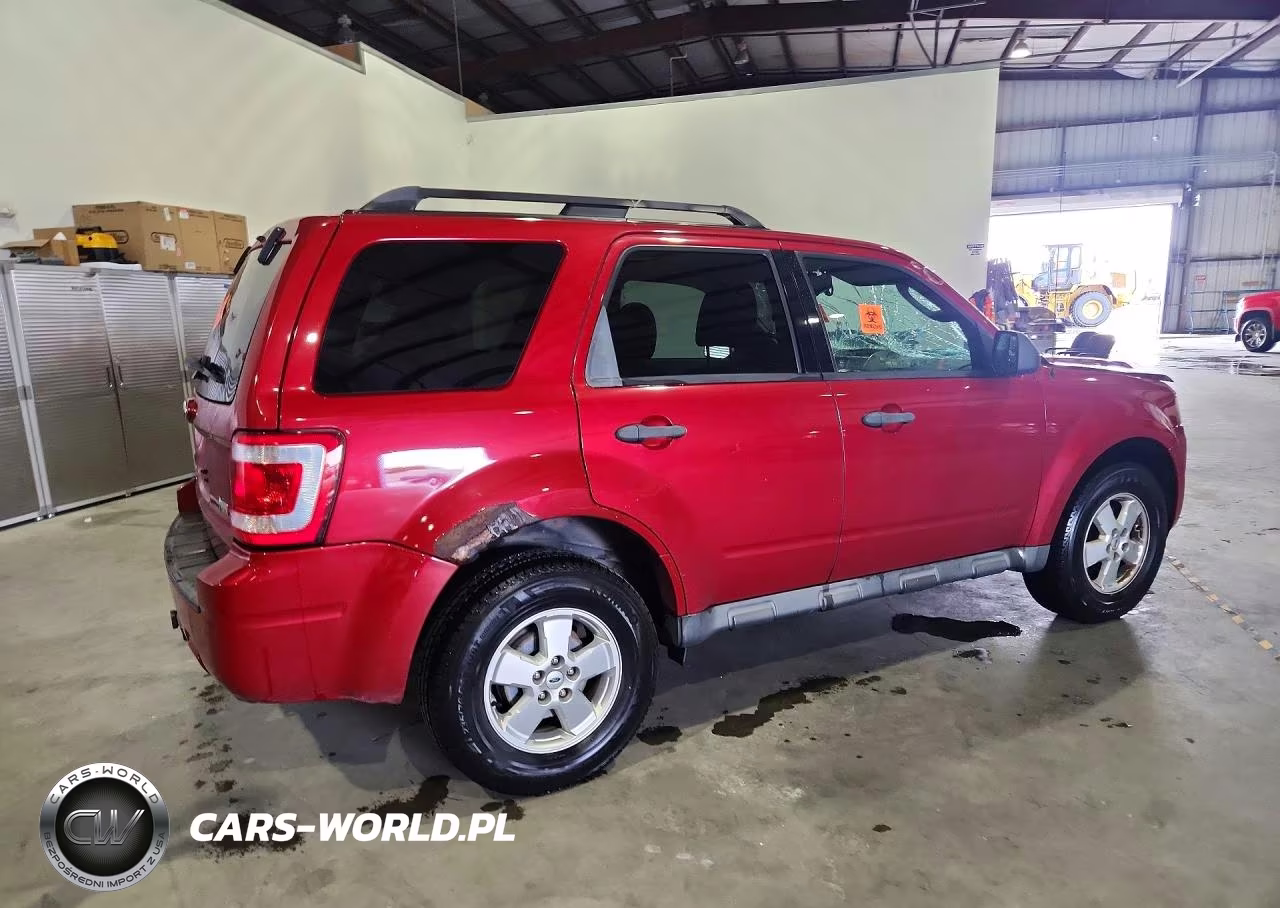 2011 Ford Escape Xlt VIN:1FMCU9DG2BKA37163 - 3
