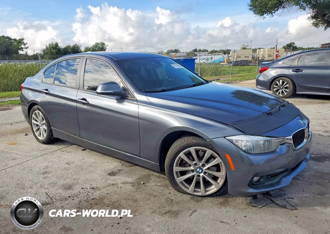 2016 BMW 320 I VIN:WBA8E1G50GNT99918 - 4