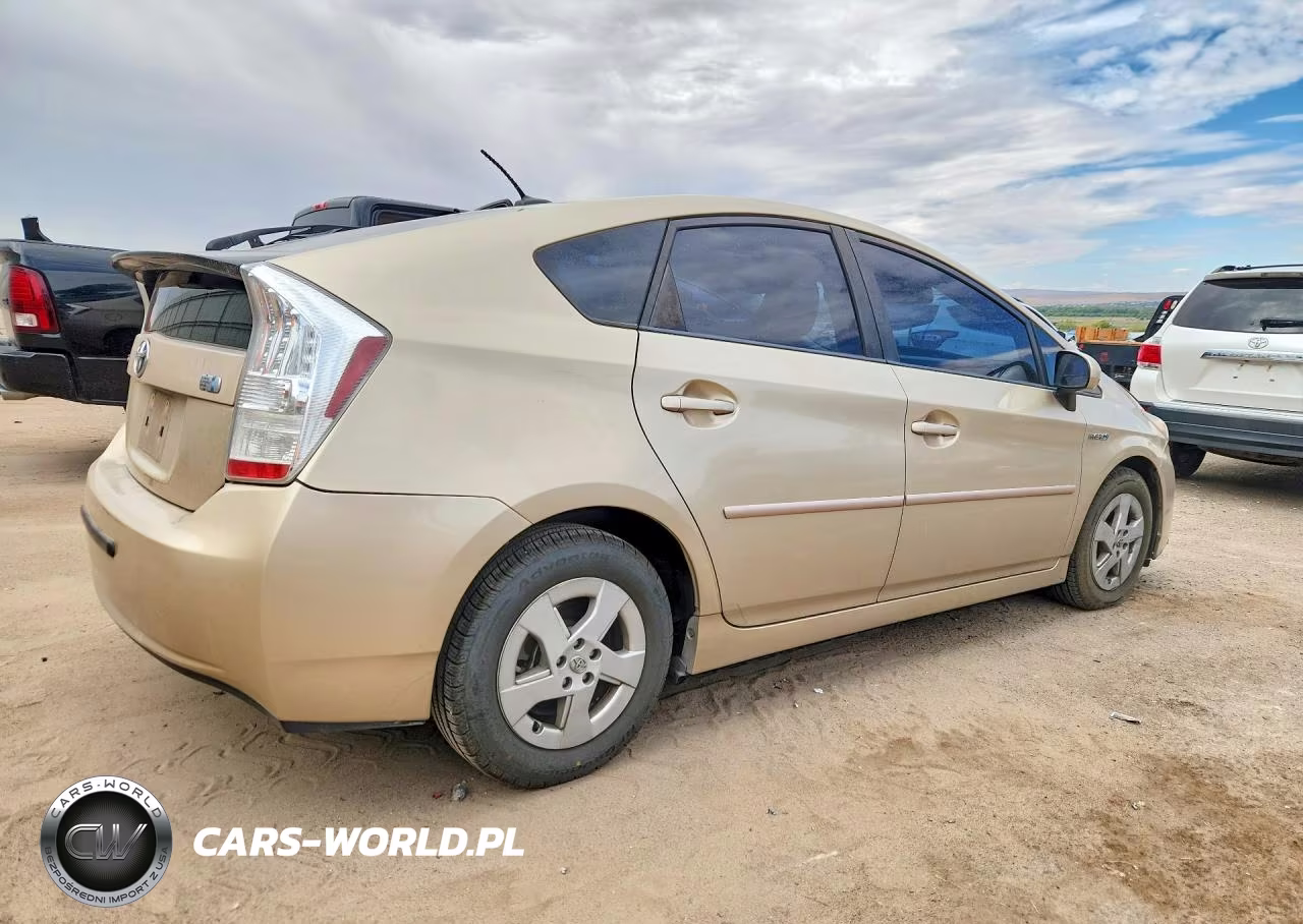 2010 Toyota Prius Iv VIN:JTDKN3DU4A1010924 - 3