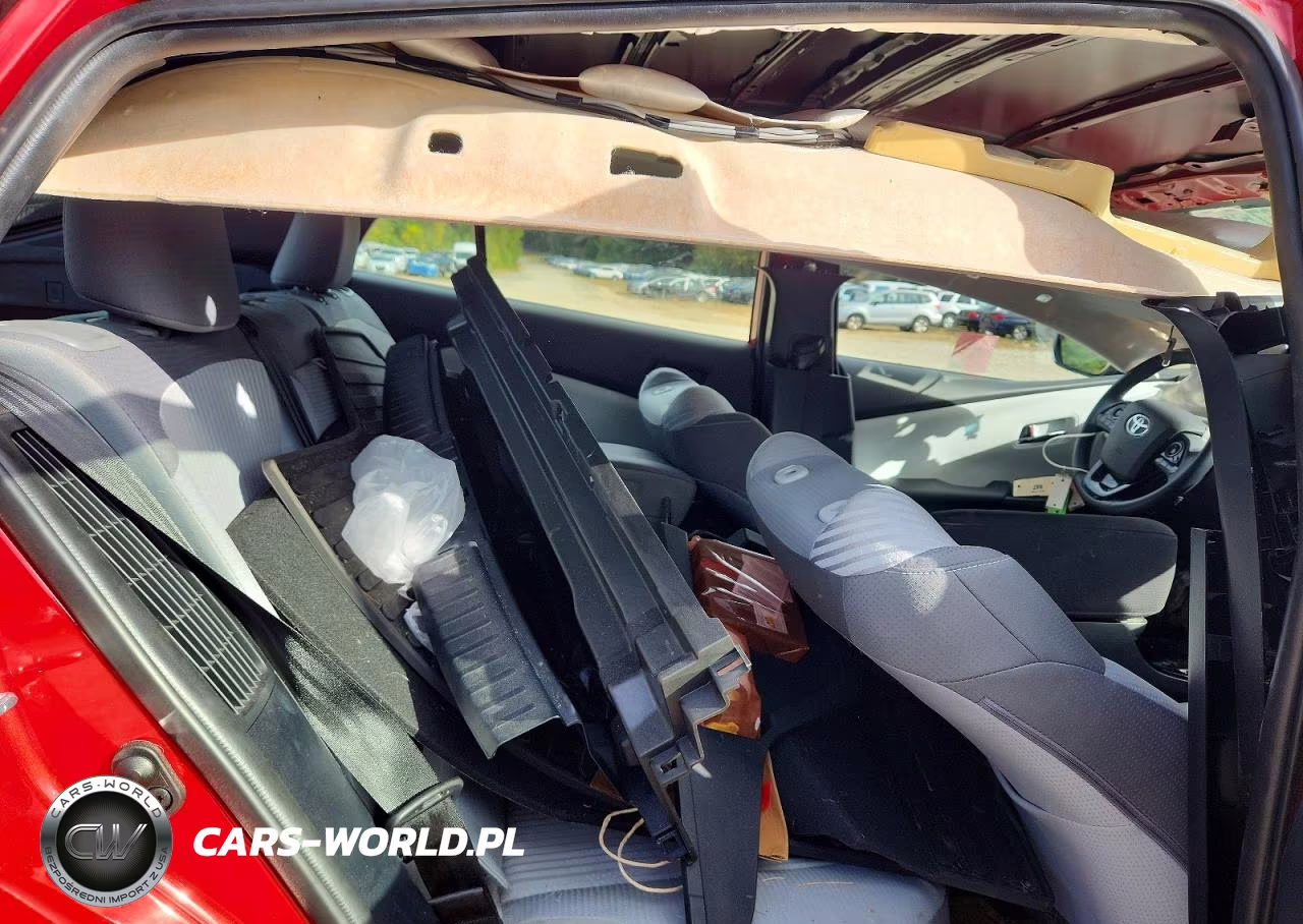 2021 Toyota Prius Prime Le VIN:JTDKAMFP0M3188007 - 10