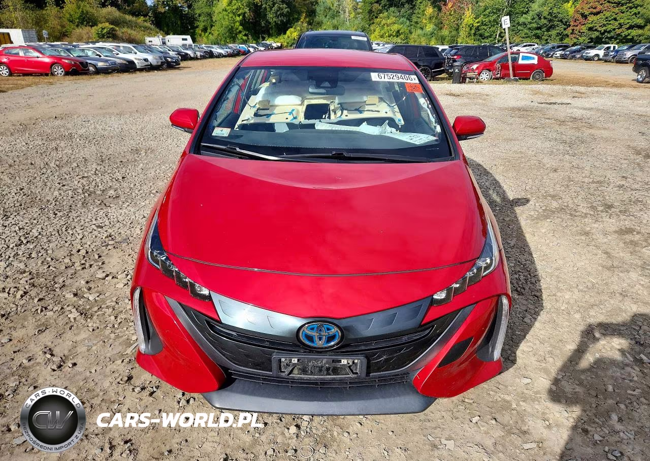 2021 Toyota Prius Prime Le VIN:JTDKAMFP0M3188007 - 5