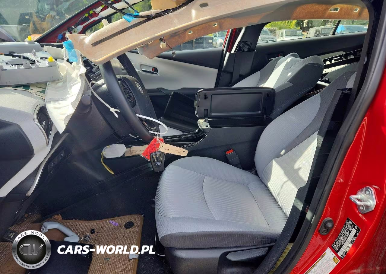 2021 Toyota Prius Prime Le VIN:JTDKAMFP0M3188007 - 7