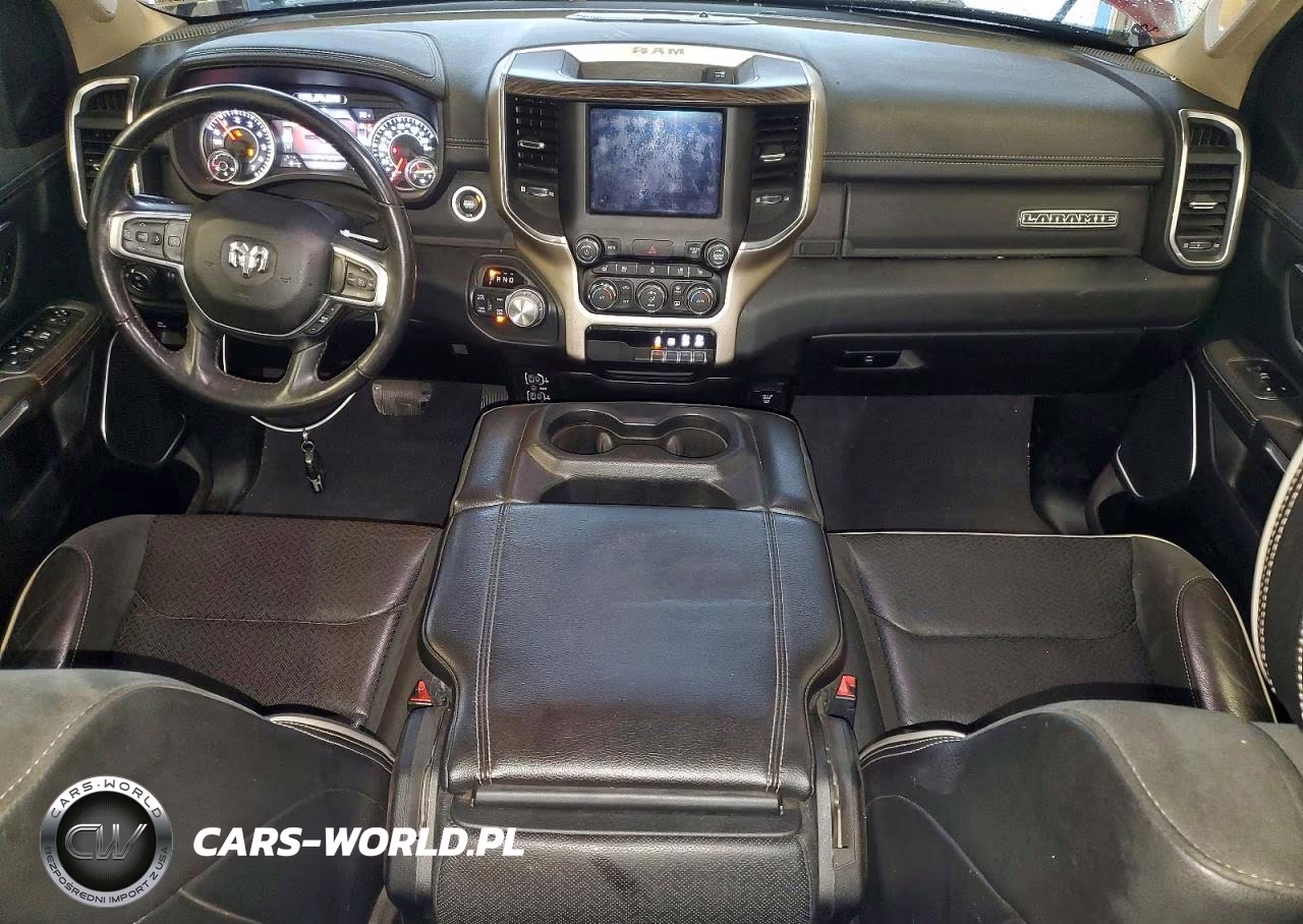 2019 Ram 1500 Laramie VIN:1C6SRFJT2KN506114 - 8