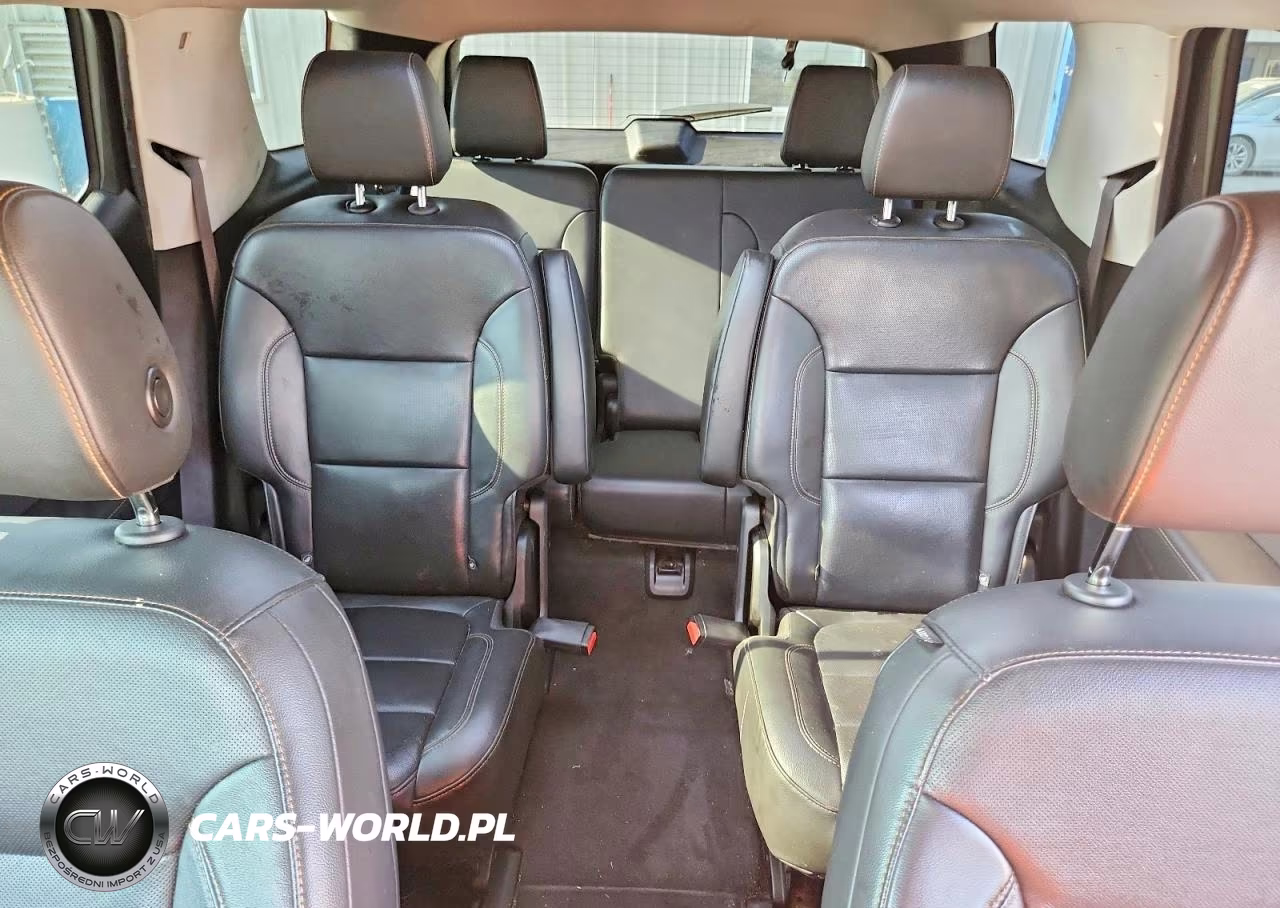 2020 Chevrolet Traverse Premier VIN:1GNEVKKW2LJ122630 - 10
