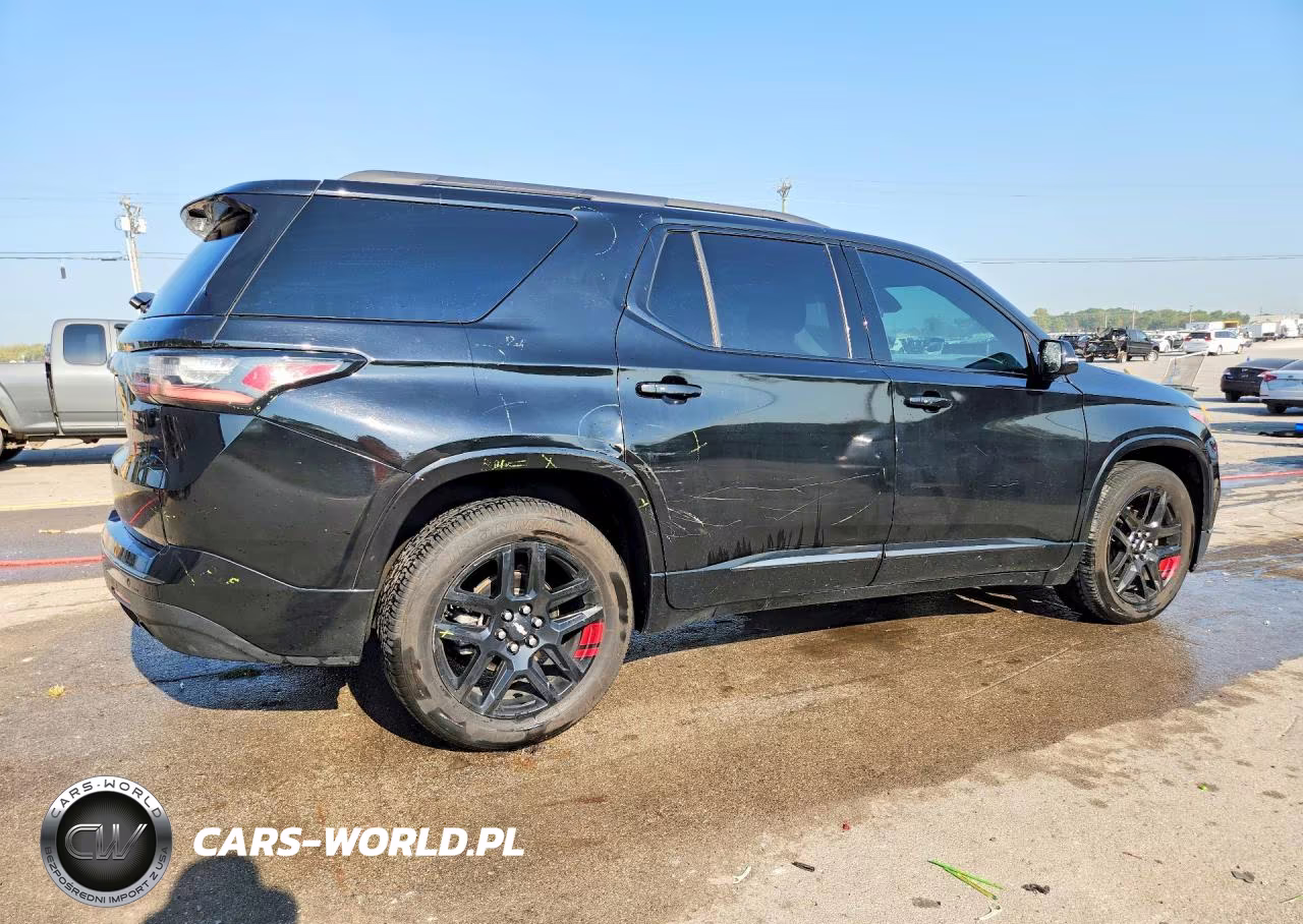 2020 Chevrolet Traverse Premier VIN:1GNEVKKW2LJ122630 - 3