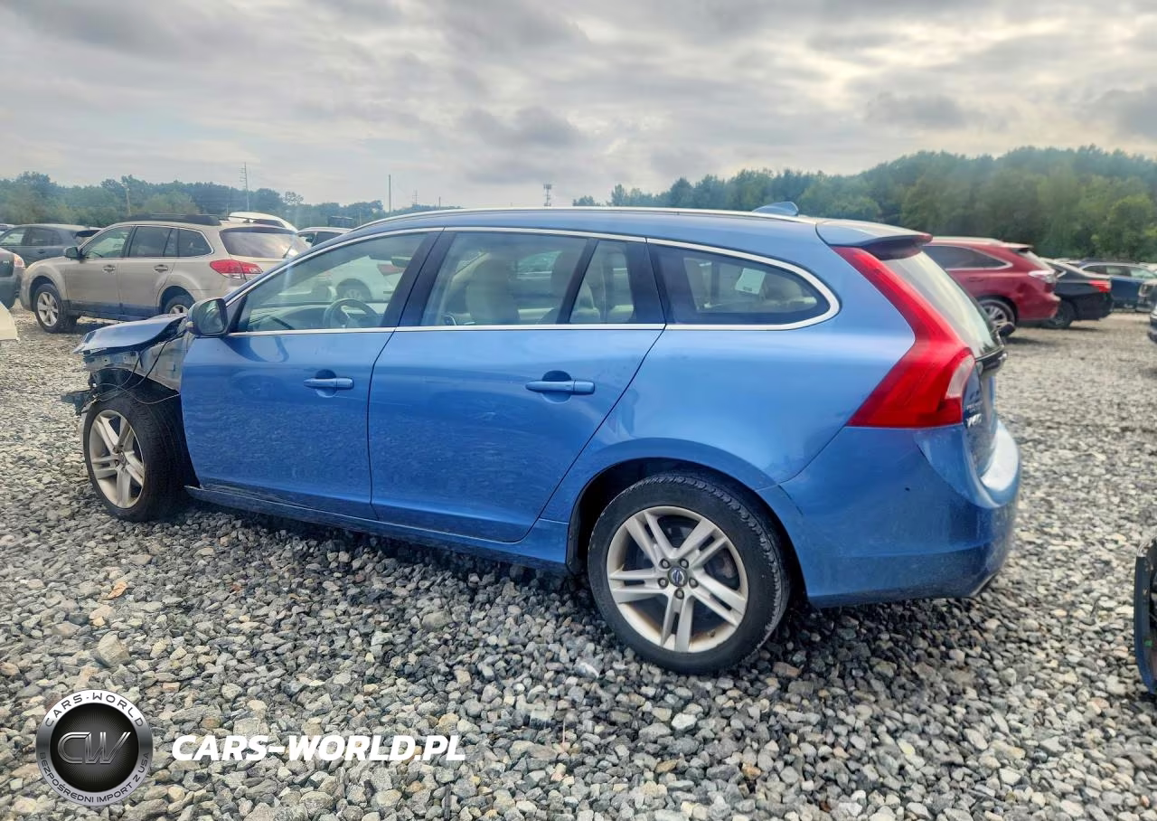 2015 Volvo V60 Platinum VIN:YV140MEM2F1229541 - 2