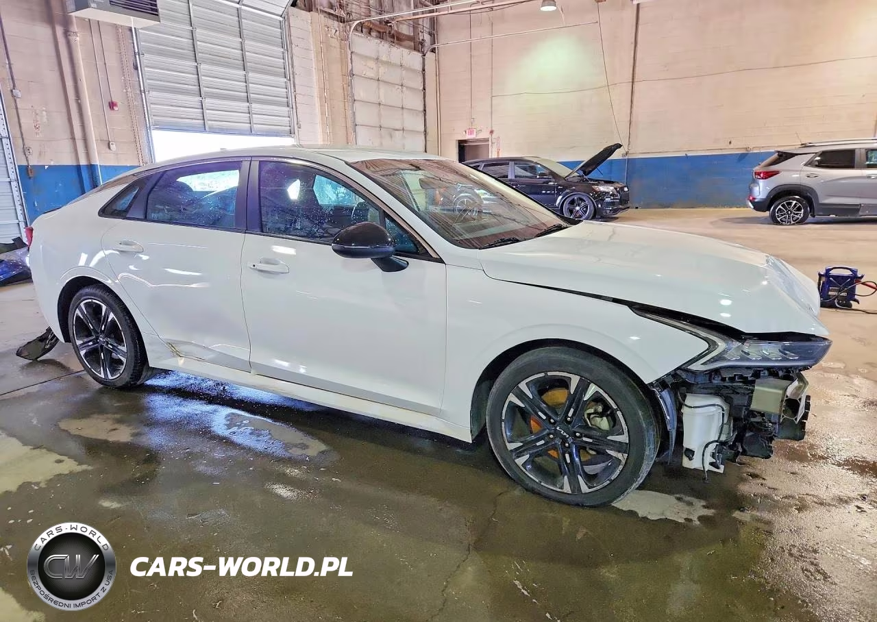 2023 Kia K5 Gt Line VIN:5XXG64J2XPG206911 - 4