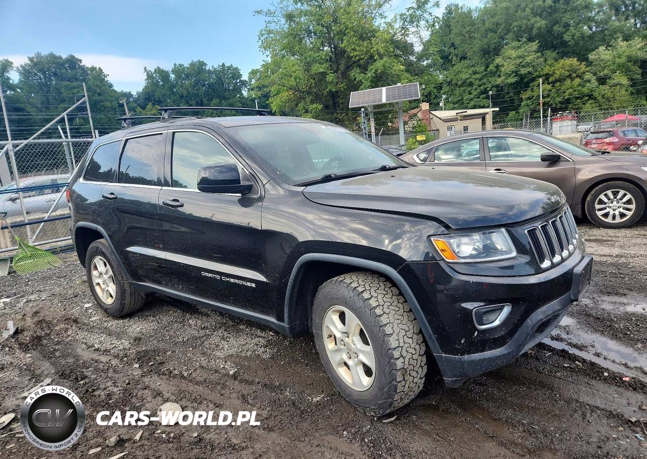 2014 Jeep Grand Cherokee Laredo VIN:1C4RJFAG4EC244372 - 4