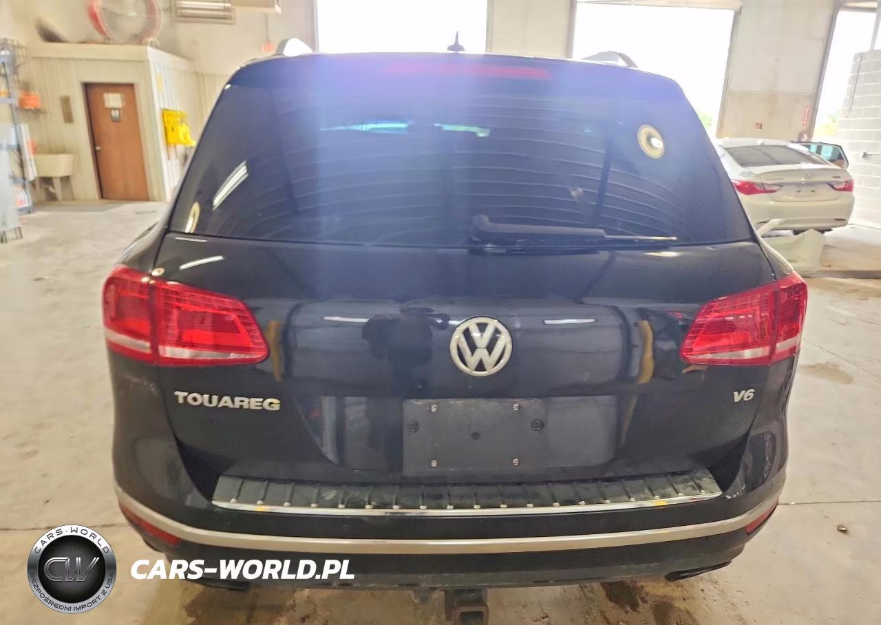 2017 Volkswagen Touareg Wolfsburg VIN:WVGRF7BP2HD003801 - 6