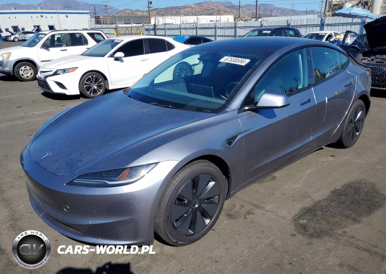 2025 Tesla Model 3 VIN:5YJ3E1EA7SF075272 - 1