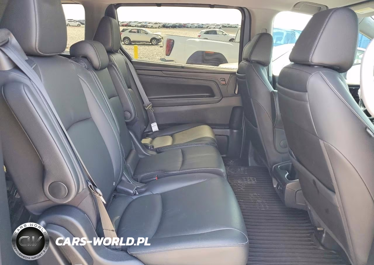 2024 Honda Odyssey Touring VIN:5FNRL6H85RB027656 - 11