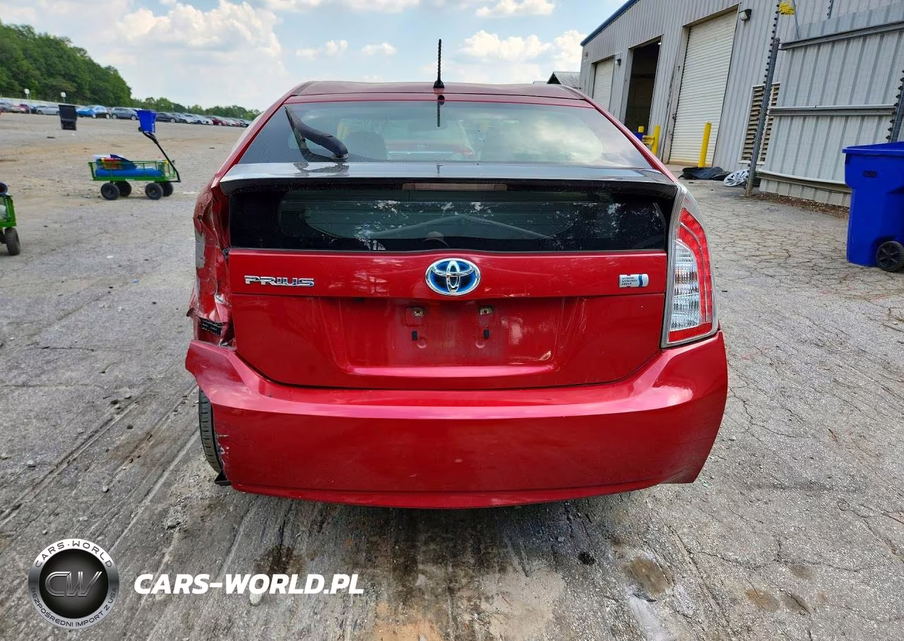 2015 Toyota Prius Two VIN:JTDKN3DU6F1943800 - 6
