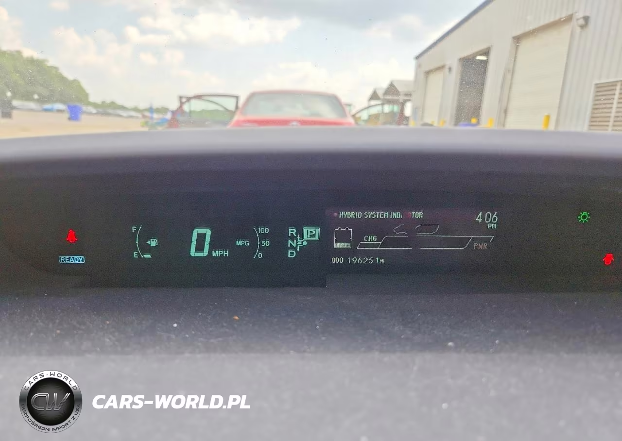 2015 Toyota Prius Two VIN:JTDKN3DU6F1943800 - 9