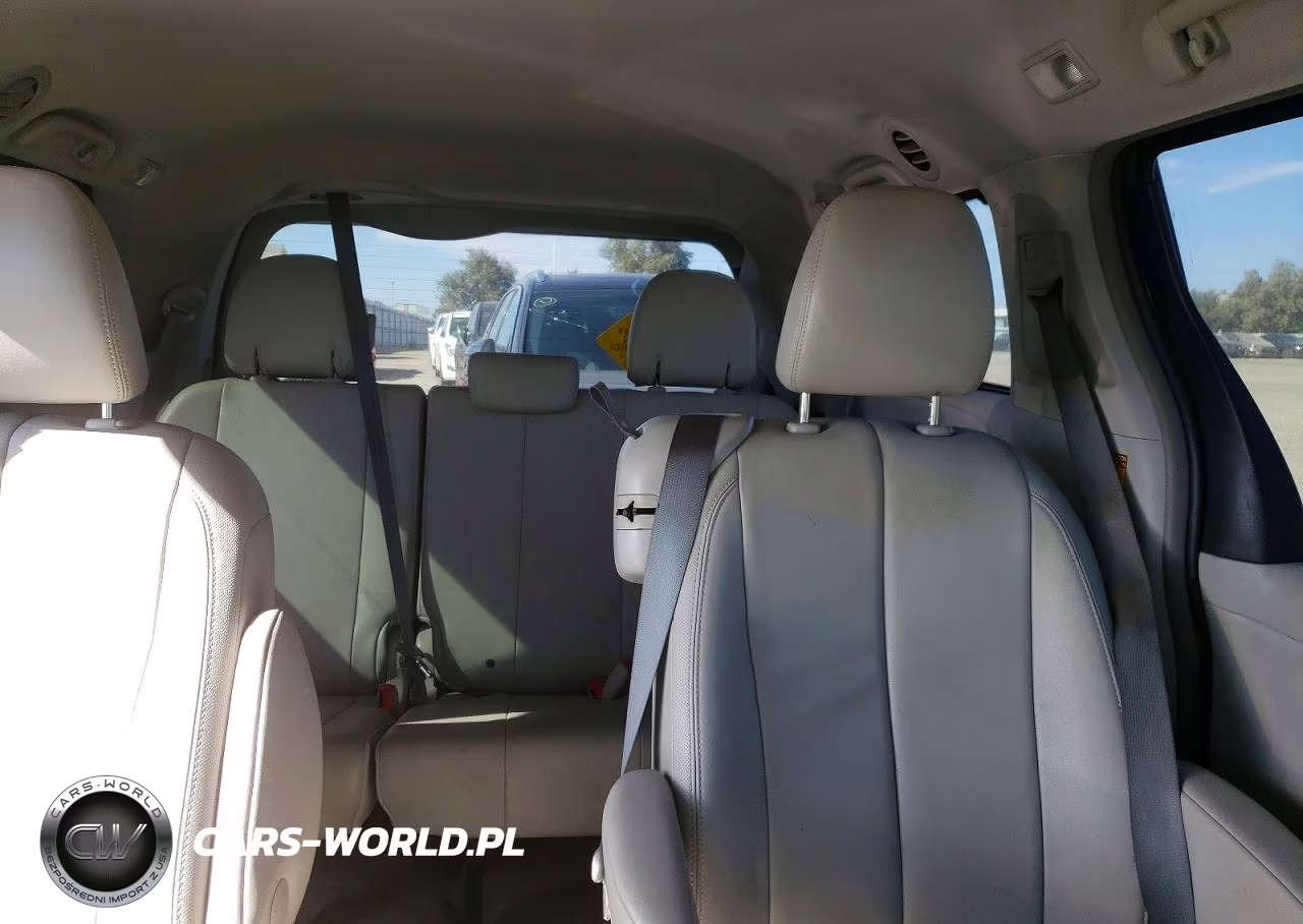 2014 Toyota Sienna Xle 8-Passenger VIN:5TDYK3DC5ES433417 - 10