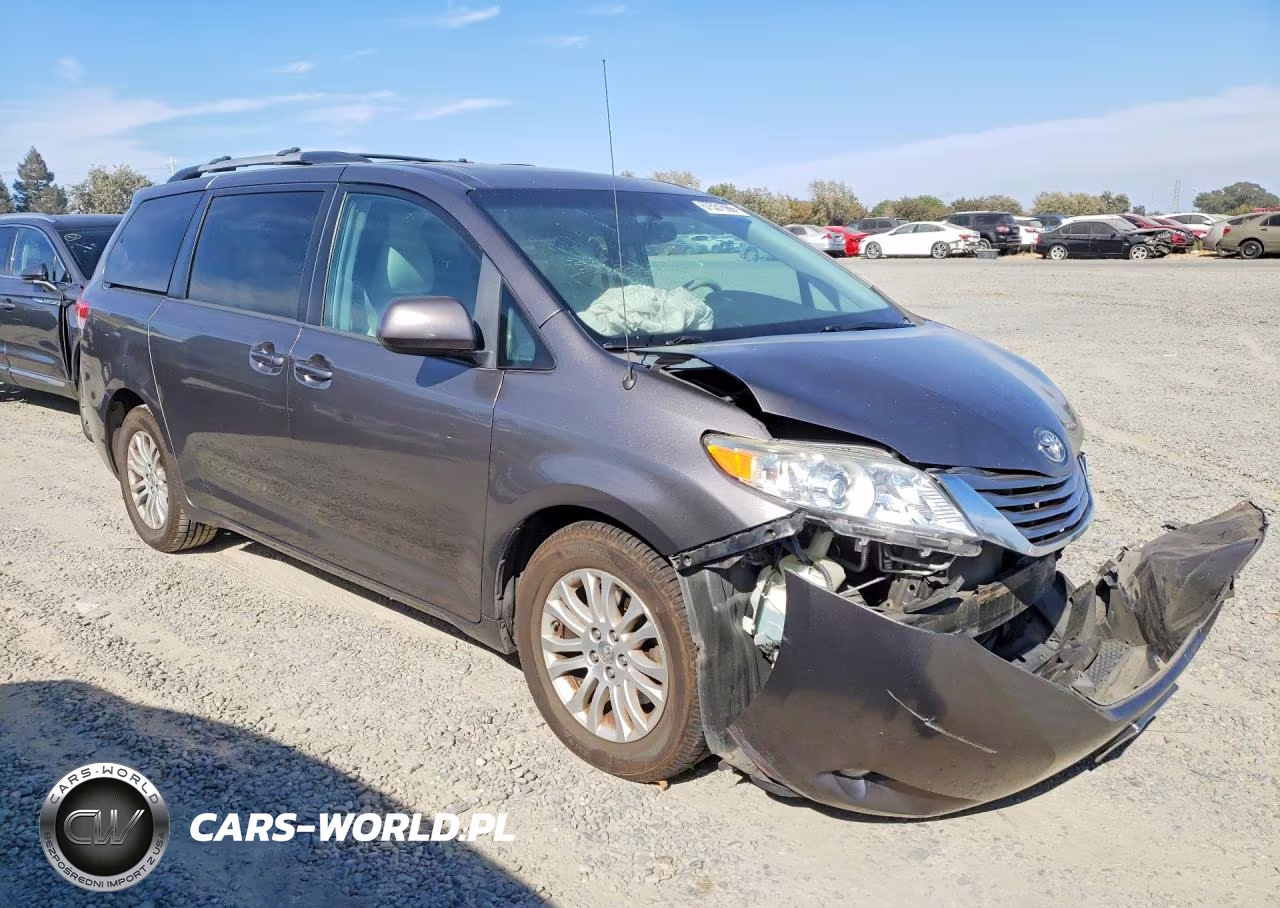 2014 Toyota Sienna Xle 8-Passenger VIN:5TDYK3DC5ES433417 - 4