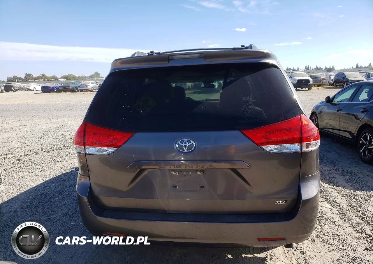2014 Toyota Sienna Xle 8-Passenger VIN:5TDYK3DC5ES433417 - 6