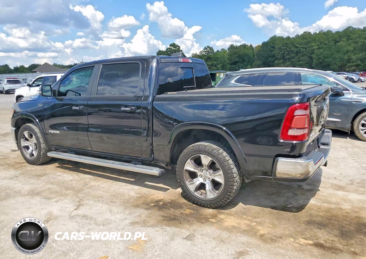2019 Ram 1500 Laramie VIN:1C6RRFJG8KN721479 - 2