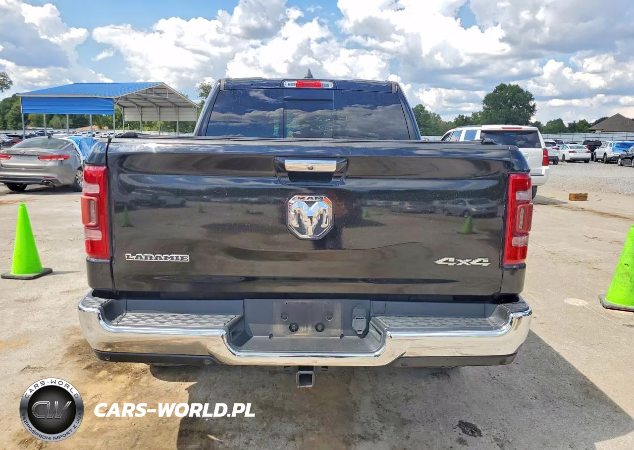 2019 Ram 1500 Laramie VIN:1C6RRFJG8KN721479 - 6