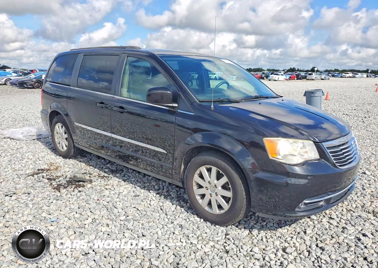 2016 Chrysler Town & Country Touring VIN:2C4RC1BG3GR230341 - 4