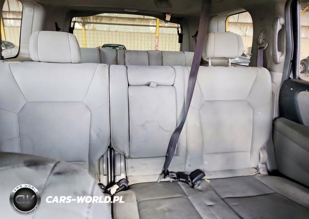 2009 Honda Pilot Lx VIN:5FNYF38269B025895 - 10