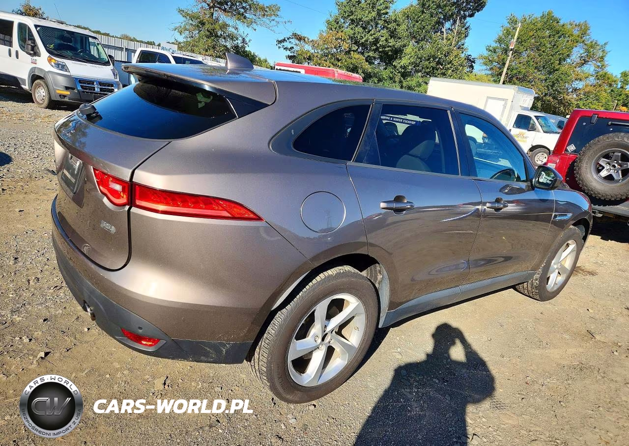 2017 Jaguar F-Pace Premium VIN:SADCJ2BVXHA493257 - 3