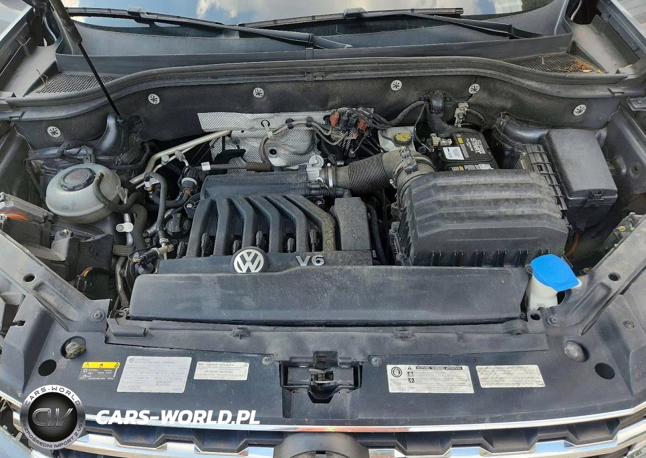 2018 Volkswagen Atlas Se VIN:1V2LR2CA1JC523965 - 11