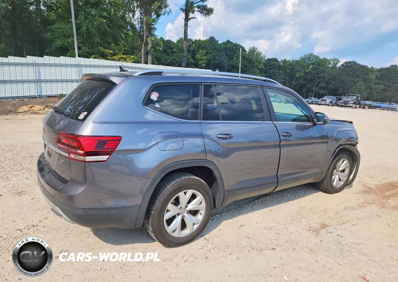 2018 Volkswagen Atlas Se VIN:1V2LR2CA1JC523965 - 3