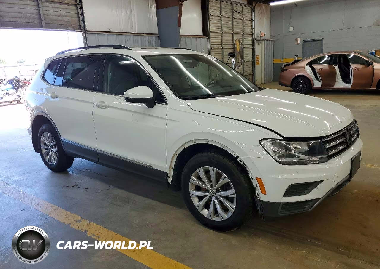 2018 Volkswagen Tiguan Se VIN:3VV2B7AX8JM185907 - 4