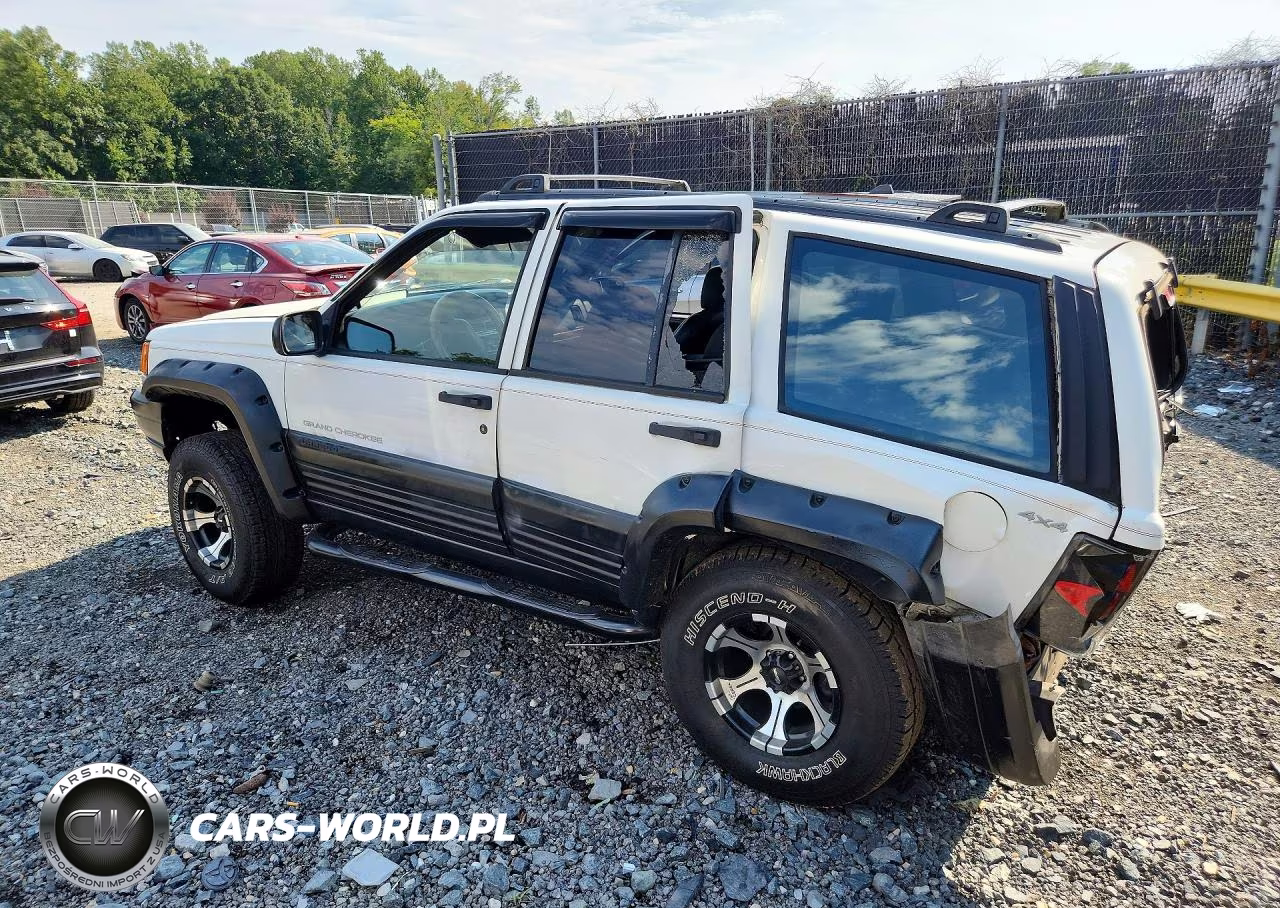 1997 Jeep Grand Cherokee Laredo VIN:1J4GZ58SXVC523582 - 2