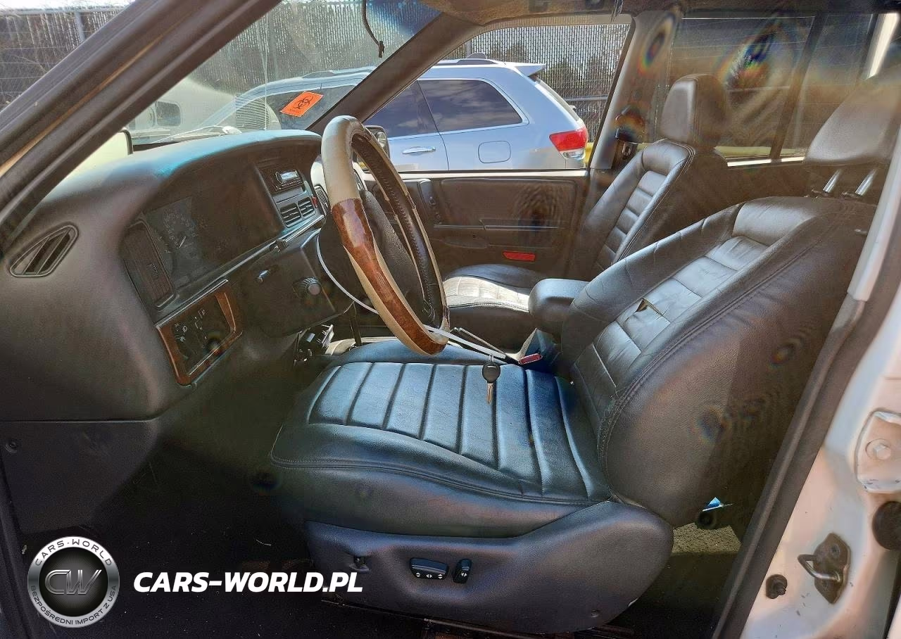 1997 Jeep Grand Cherokee Laredo VIN:1J4GZ58SXVC523582 - 7