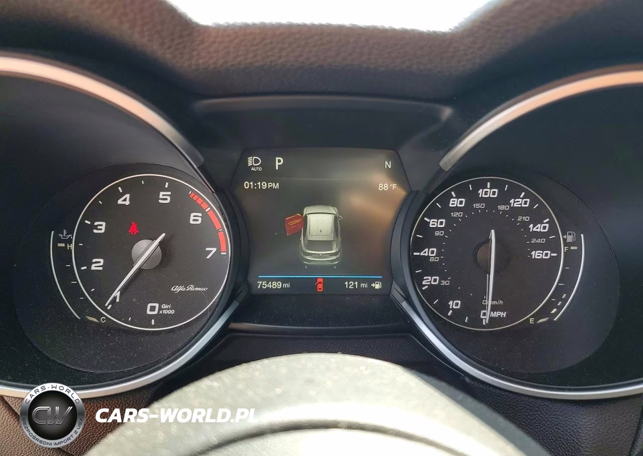 2019 Alfa Romeo Stelvio Ti VIN:ZASPAKBN7K7C33438 - 9