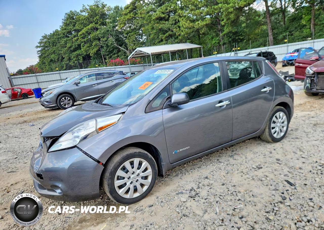 2015 Nissan Leaf S