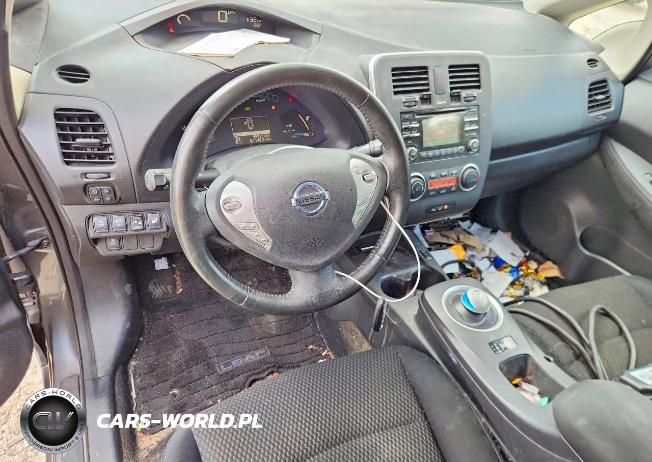 2015 Nissan Leaf S VIN:1N4AZ0CP5FC332869 - 8