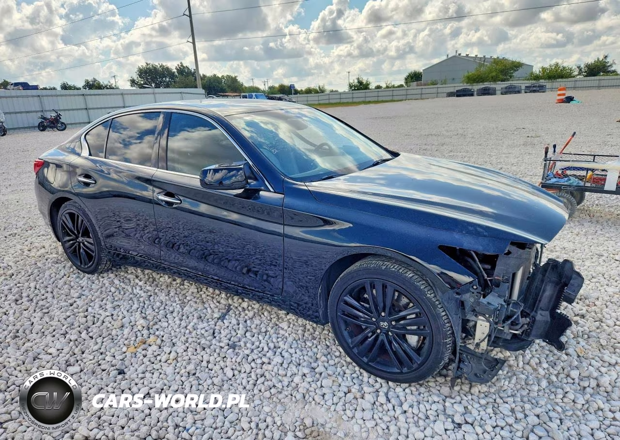 2015 Infiniti Q50 Sport VIN:JN1BV7AR9FM393940 - 4