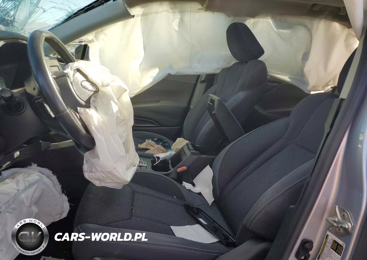 2019 Subaru Forester Premium VIN:JF2SKAGC0KH576492 - 7