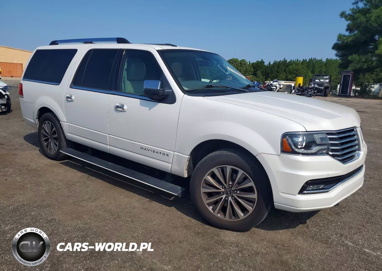 2015 Lincoln Navigator L VIN:5LMJJ3HTXFEJ01584 - 4