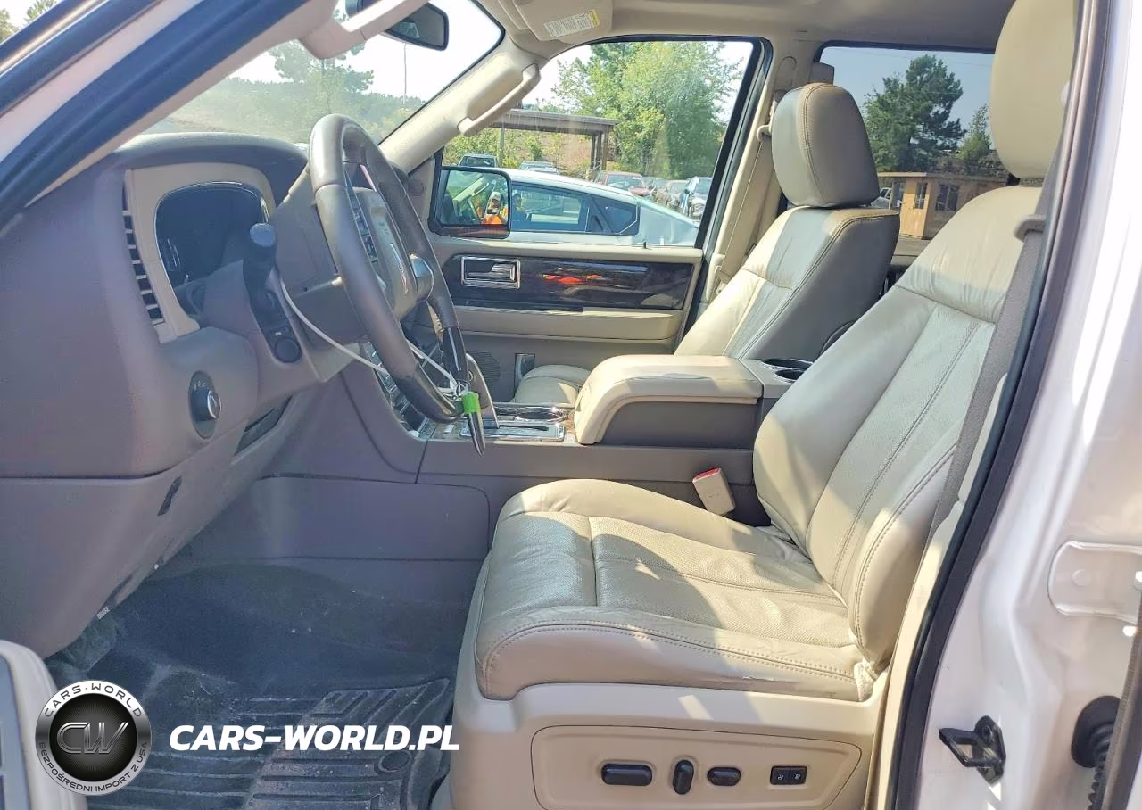 2015 Lincoln Navigator L VIN:5LMJJ3HTXFEJ01584 - 7